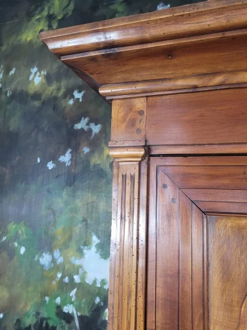 Buffet de dos cuerpos bressano en olmo y nogal — Muy buen estado
