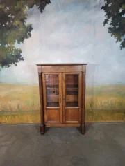Kleines Empire-Bücherregal