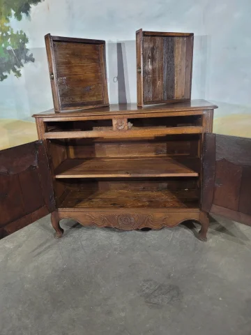 Laag eiken dressoir — Zeer goede staat