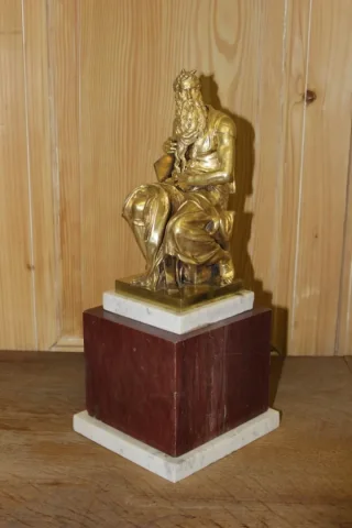 BRONCE DE MOZÉS