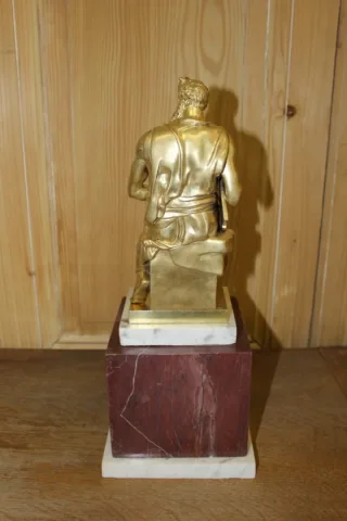 BRONCE DE MOZÉS