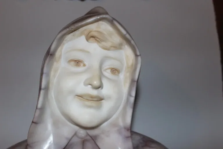 ALABASTER BÜSTE