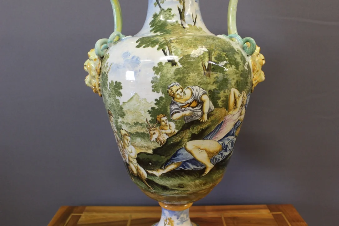 イタリアの花瓶