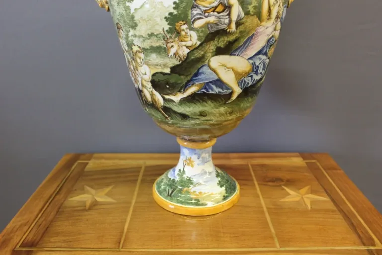Grand vase italien de style Renaissance
