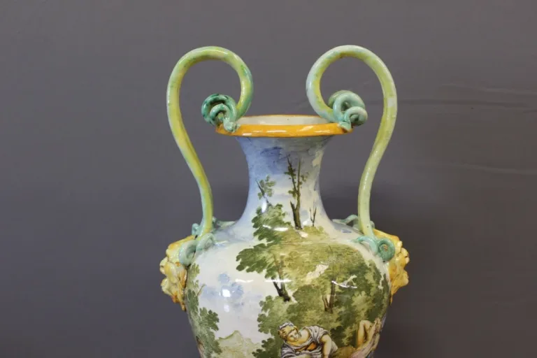 Grand vase italien de style Renaissance