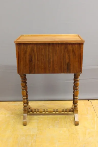 Chiffonnier Louis Philippe en Noyer