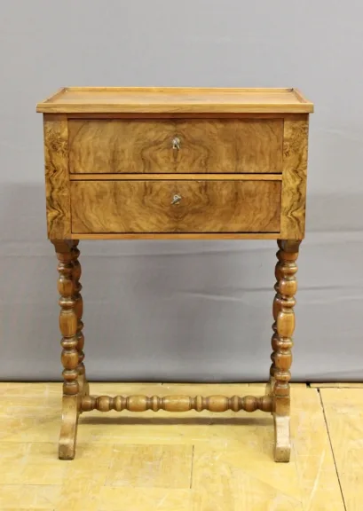Chiffonnier Louis Philippe en Noyer
