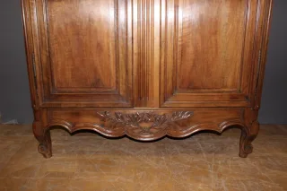 Armoire Provençale de mariage en noyer début XIX