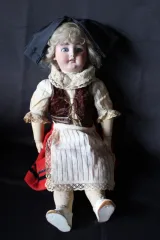 Poupée tête porcelaine marqué S&C germany