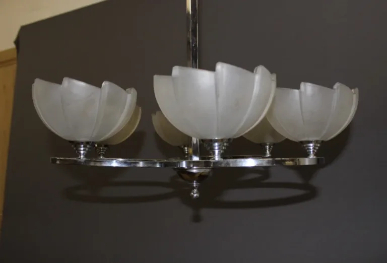 Lustre d'époque Art Déco en chrome et verre pressé