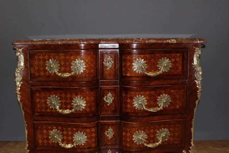 LOUIS XIV STYLE BRUST DER SCHUBLADEN