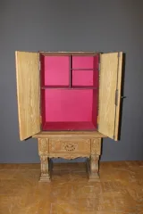 NEO CLASSIC STYLE CABINET