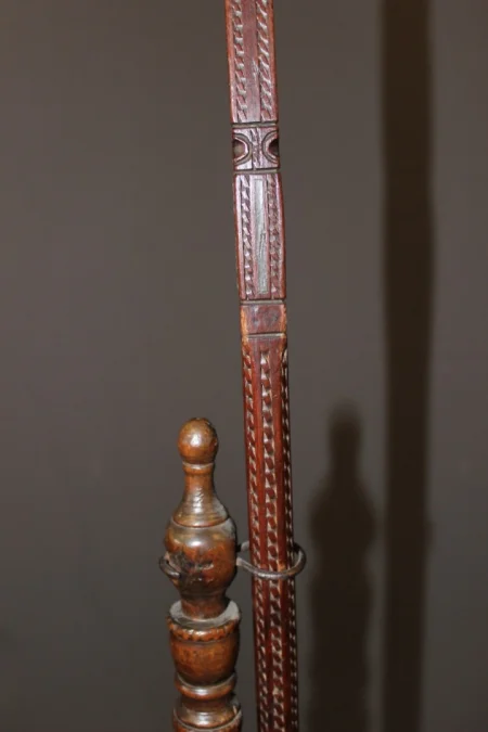 Quenouille et porte quenouille en bois et étain XIX