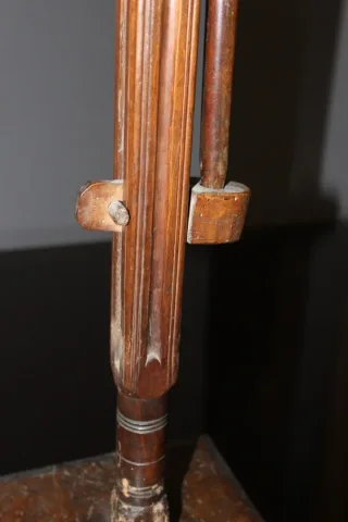 Quenouille et porte quenouille en bois et étain XIX