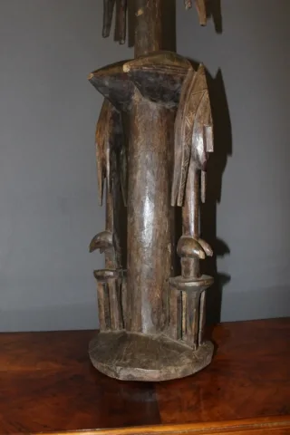 ESCULTURA AFRICANA