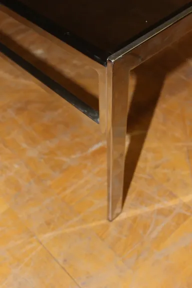 Table Basse En Chrome Et Verre Fumé Vers 1970