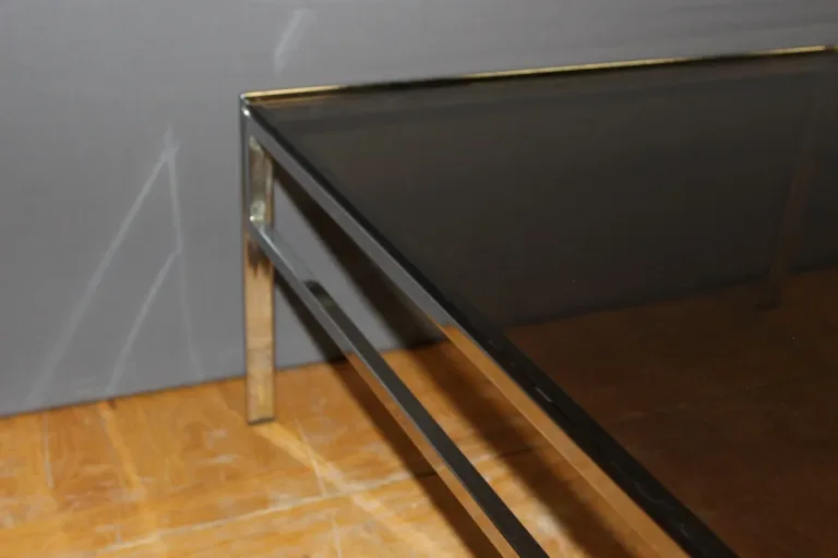 Table Basse En Chrome Et Verre Fumé Vers 1970