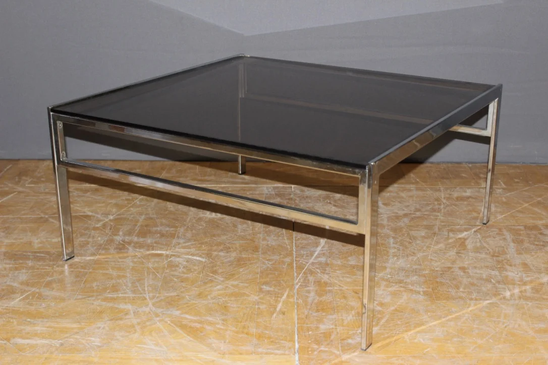Table Basse En Chrome Et Verre Fumé Vers 1970