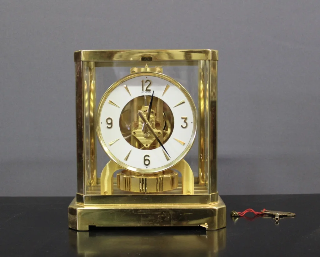 Pendule Atmos par Jaeger-Lecoultre vers 19èà