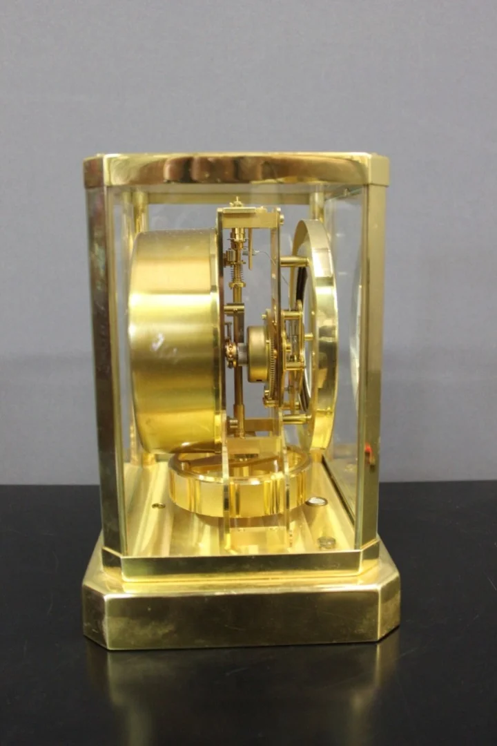 Pendule Atmos par Jaeger-Lecoultre vers 19èà