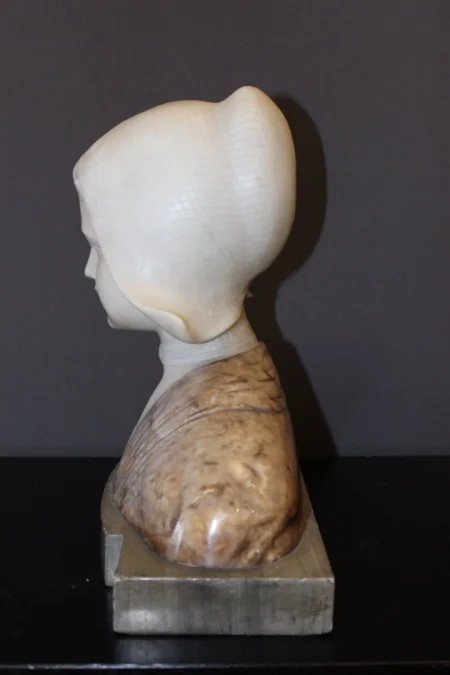 Bust In Alabaster And Marble Figuring A Dutch Woman Around 1900