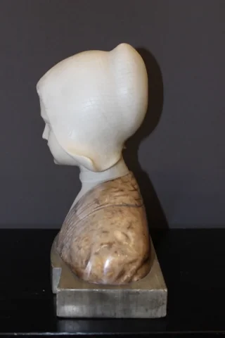 Bust In Alabaster And Marble Figuring A Dutch Woman Around 1900