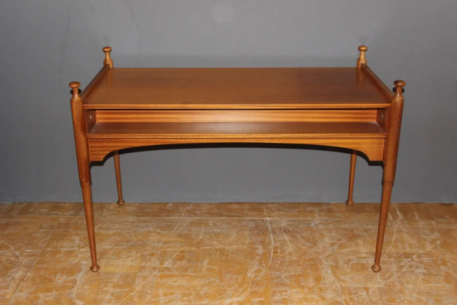 VINTAGE DESK