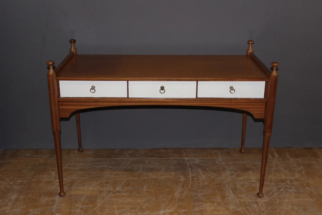 VINTAGE SCHREIBTISCH