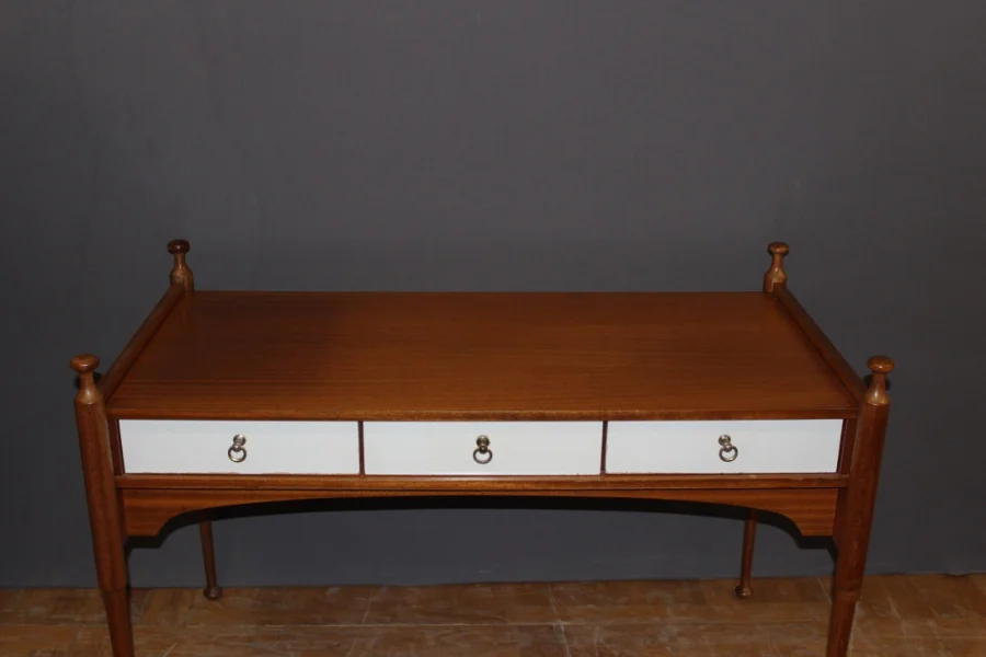 VINTAGE DESK