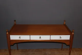 VINTAGE DESK