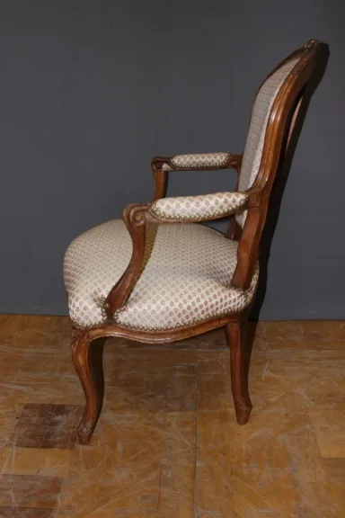 Paire de cabriolets d'époque Louis XV en hêtre