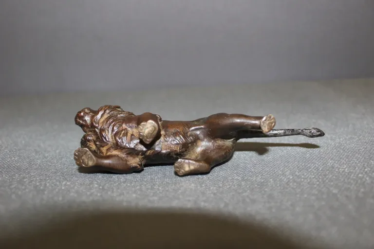 BRONZE-OKIMONO