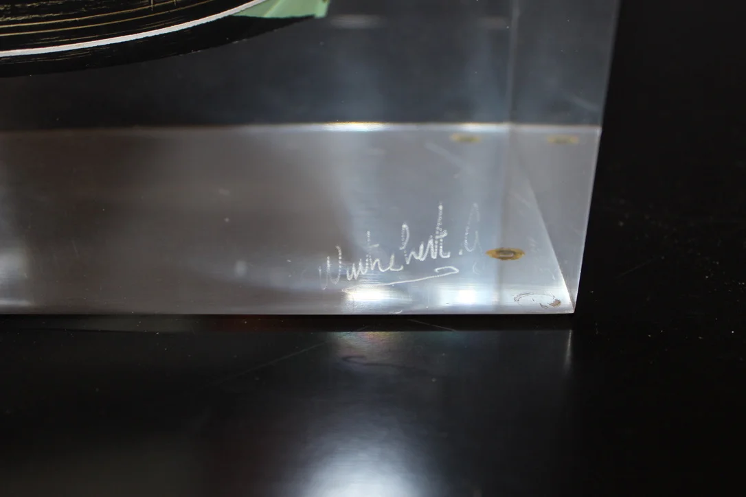 PLEXIGLASS LAMP