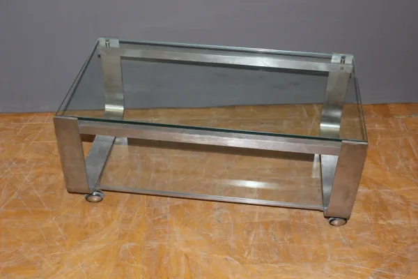 Table basse à deux plateaux vers 1970