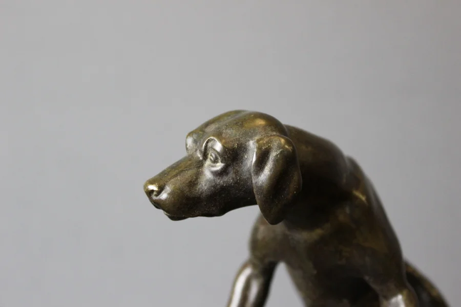 Chien de chasse en bronze XIX
