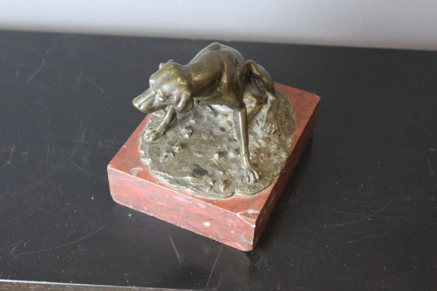 Chien de chasse en bronze XIX