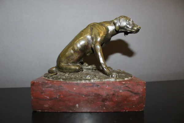 Chien de chasse en bronze XIX