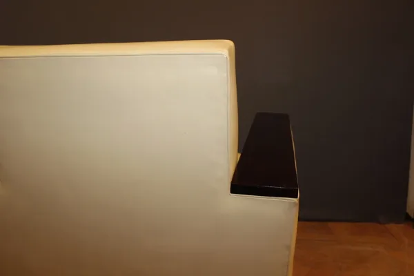 Paire de fauteuils de style Art Déco en palissandre et cuir