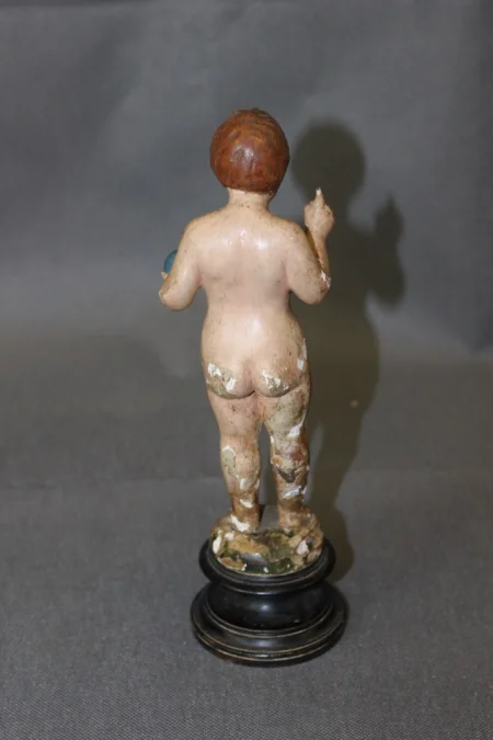 Enfant Jesus en bois sculpté polychrome XVIII