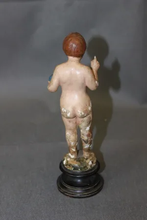 Enfant Jesus en bois sculpté polychrome XVIII