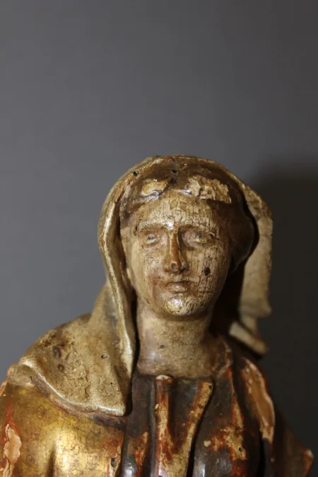 Sculpture d'une Sainte En Bois Polychromé Et Doré XVIII