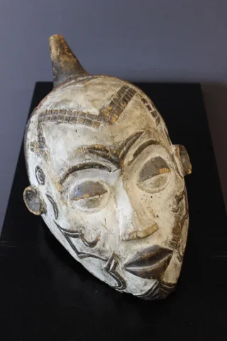 Masque Africain origine Nigeria vers 1940