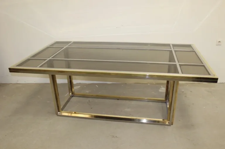 Table de salle à manger en acier chromé et laiton par Roméo Rega vers 1970