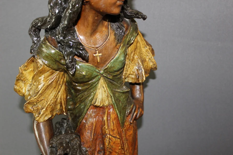 STEINWARENSTATUETTE signiert STELLACHER