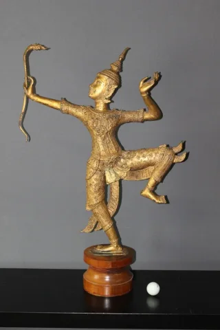 Sculpture en bronze du Prince Rama vers 1950
