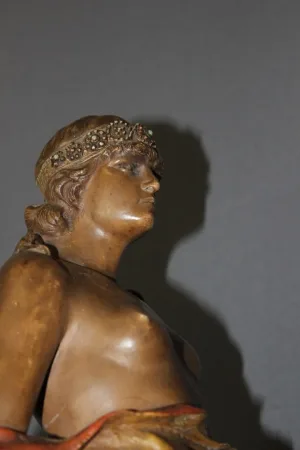 AARDEWERKEN STANDBEELD door GOLDSCHEIDER