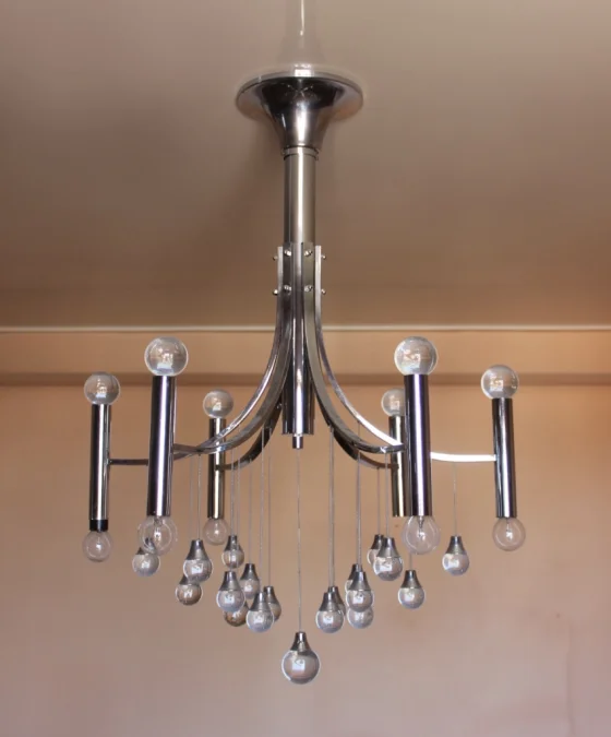Lustre  Chrome Et Boules De Verres Par Gaetano Sciolari vers 1960