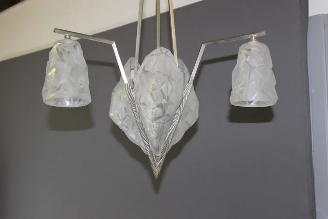 ART DECO PERIOD LIGHT подписано DEGUE