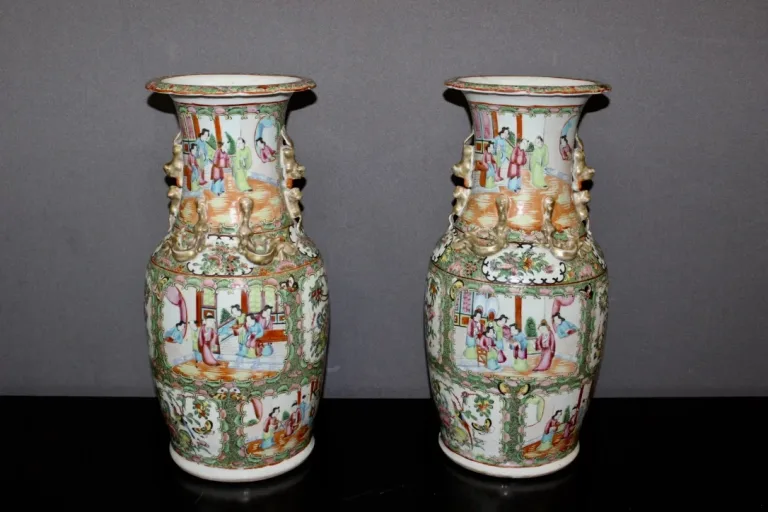 Paire de vases de Canton , Chine fin XIX