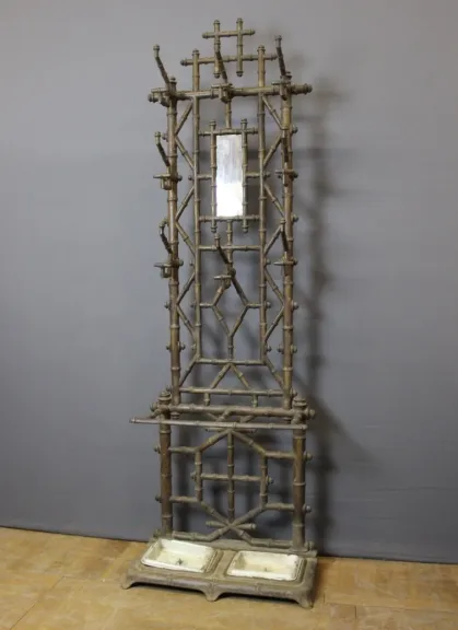 Porte Manteau En Fonte à l'Imitation Du Bambou Vers 1900